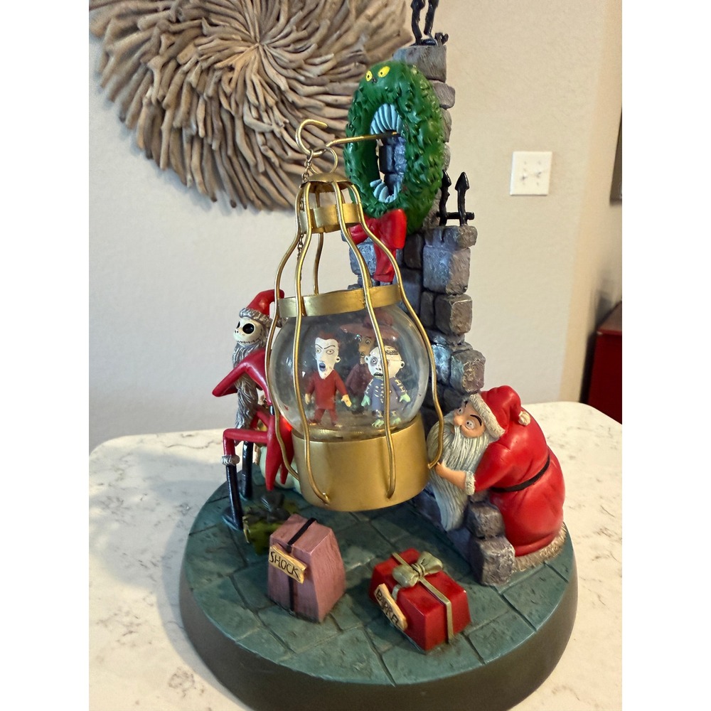 Disney Nightmare Before Christmas Jack lock SHock Barrel SnowGlobe Rare - Picture 11 of 11